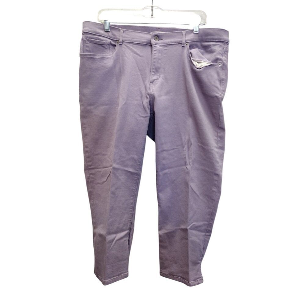 Levi Class‎ Capri Lavender pants